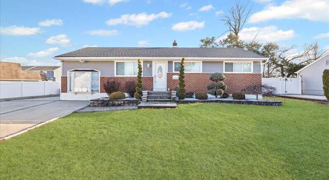 Photo of 214 S Garden Blvd, Edgewater Park, NJ 08010