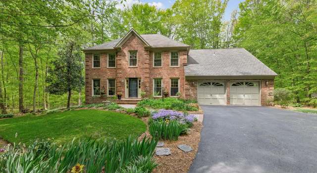 Photo of 6818 Brimstone Ln, Fairfax Station, VA 22039
