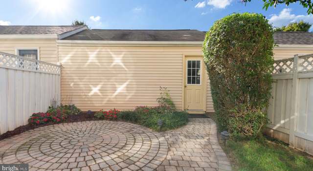 Photo of 20351 Vermeer St, Ashburn, VA 20147