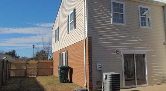 Photo of 10650 Meadow Grove Ct, Manassas, VA 20109