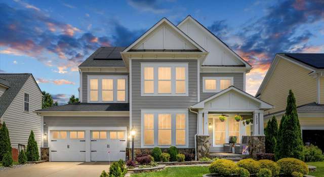 Property at 1323 Walker Dr, Fredericksburg, VA 22401, 5 beds, 3.5 baths
