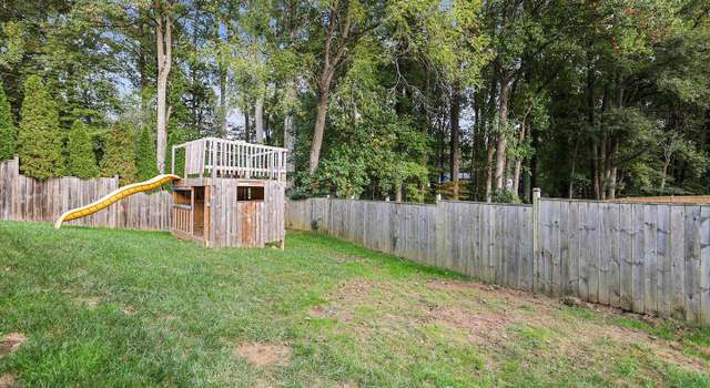 Photo of 4417 San Carlos Dr, Fairfax, VA 22030