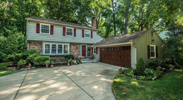 Photo of 114 Bentwood Dr, Cherry Hill, NJ 08034