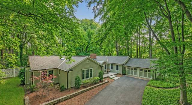 Photo of 1110 Kelso Rd, Great Falls, VA 22066