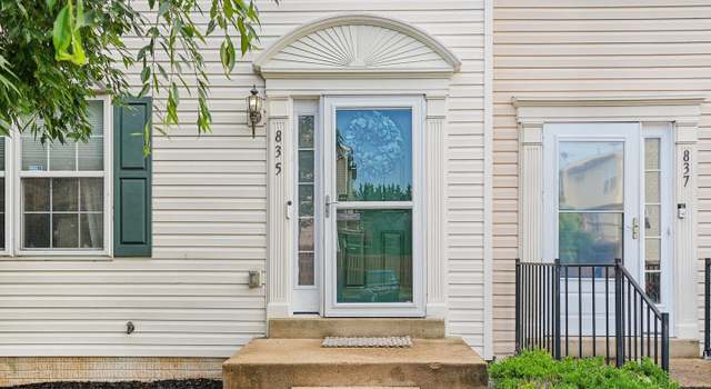 Photo of 835 Vanderbilt Ter SE, Leesburg, VA 20175