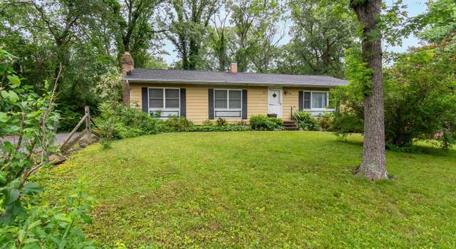 Photo of 1112 Oak View Dr, Crownsville, MD 21032