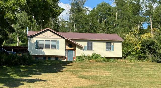 Photo of 9760 Hunter Ln, Petersburg, PA 16669