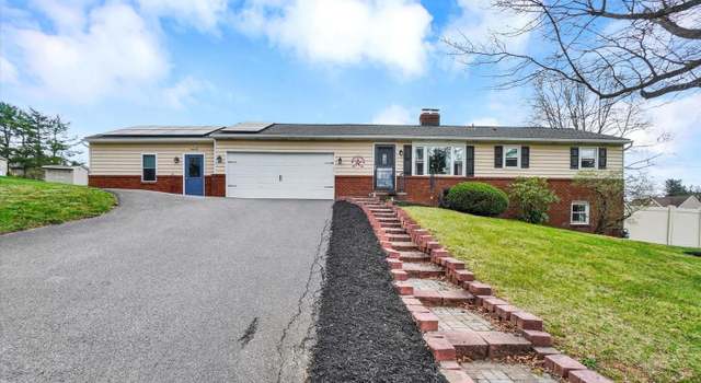 Photo of 231 Kirsta Ln, Dallastown, PA 17313
