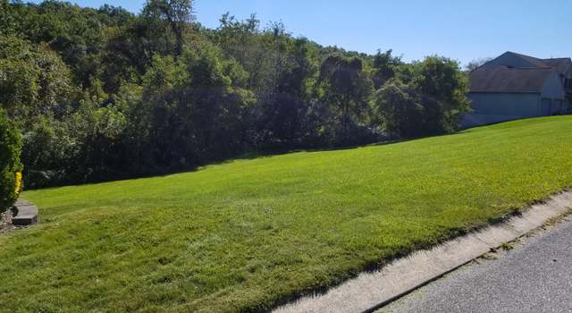 Photo of 35 Percheron Dr, York, PA 17406