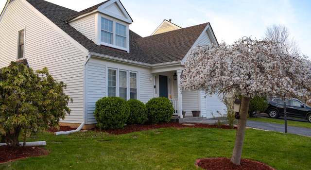 Photo of 21071 Hawthorne Ct, Sterling, VA 20164