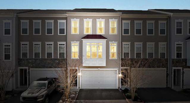 Photo of 206 Upper Brook Ter, Purcellville, VA 20132