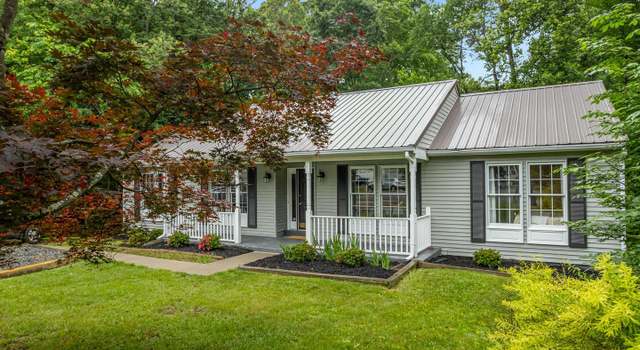 Photo of 11600 Saddleback Dr, Fredericksburg, VA 22407