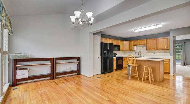 Photo of 4403 Apple Blossom Dr, Center Valley, PA 18034
