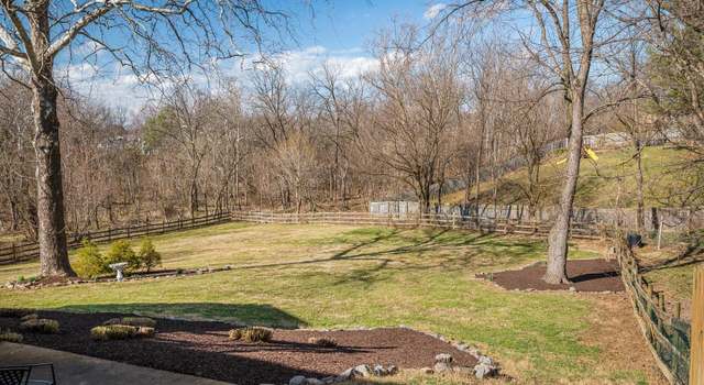 Photo of 129 Meade Dr, Winchester, VA 22602