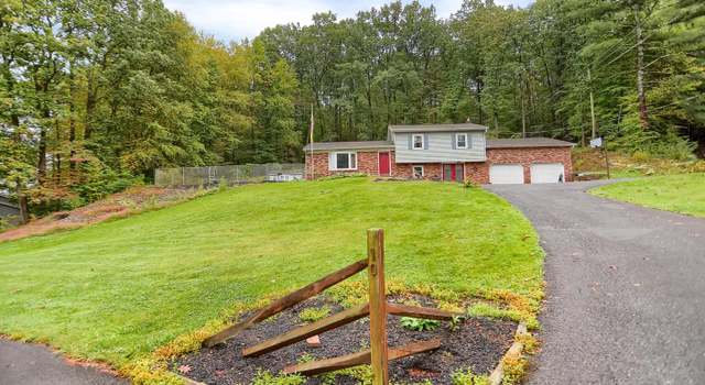 Photo of 10 Birch Dr, Thompsontown, PA 17094