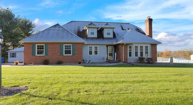 Photo of 2 Oak Pl, Bernville, PA 19506