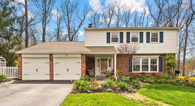 Photo of 22 Oak Hill Cir, Malvern, PA 19355