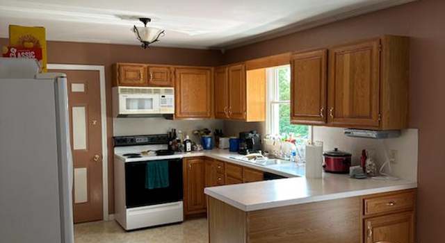 Photo of 415 Elrock Dr, Chambersburg, PA 17201
