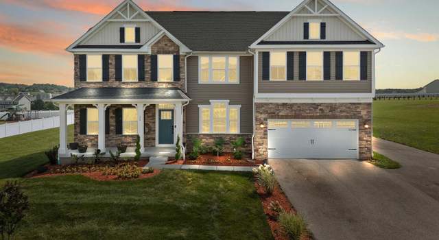 Photo of 36 Winifred Dr, Hanover, PA 17331