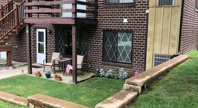 Photo of 5200 Hilltop Dr Unit V6, Brookhaven, PA 19015