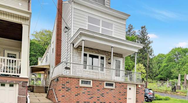 Photo of 1023 Howard Ave, Pottsville, PA 17901