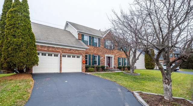 Photo of 13424 Alfred Mill Ct, Herndon, VA 20171