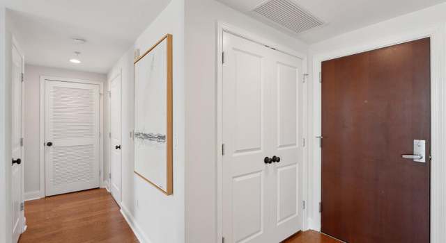 Photo of 1020 N Highland St #811, Arlington, VA 22201