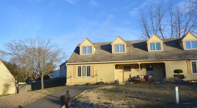 Photo of 11 Dickenson Dr, Sicklerville, NJ 08081