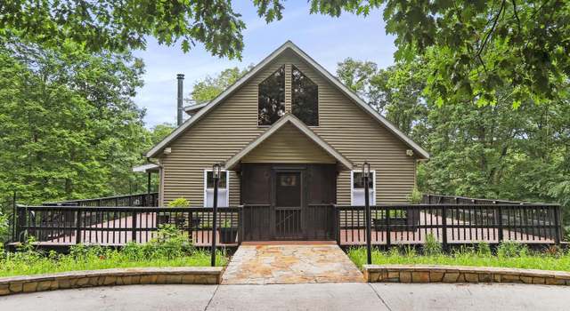 Photo of 44 Wild Rose Ct, Hedgesville, WV 25427