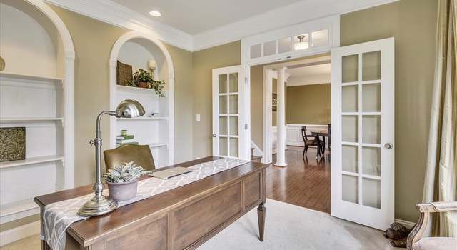 Photo of 15315 Wits End Dr, Woodbridge, VA 22193