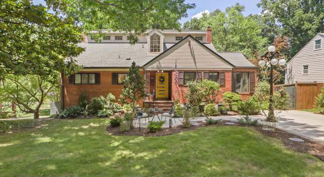 Photo of 3128 Creswell Dr, Falls Church, VA 22044