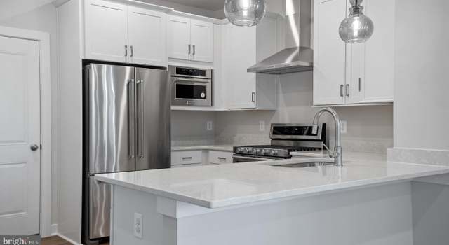 Photo of 45177 Drowes Ter, Dulles, VA 20166