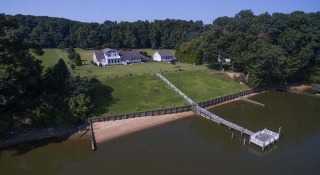 Photo of 30035 Goose Point Ct, Port Royal, VA 22535