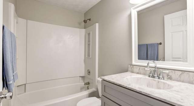 Photo of 1602 Harvest Green Ct, Reston, VA 20194