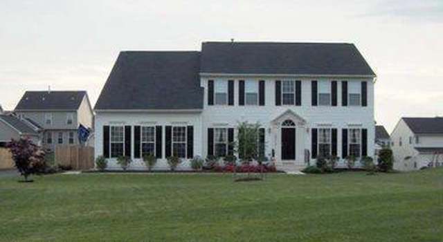 Photo of 18417 Blue Moon Ct, Boyds, MD 20841