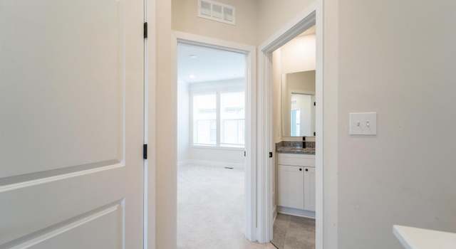 Photo of 4334 Roland Heights Ave, Baltimore, MD 21211