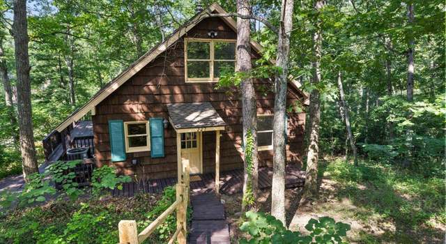 Photo of 227 Lakeview Dr, Cross Junction, VA 22625