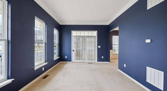 Photo of 17474 Lethridge Cir, Round Hill, VA 20141