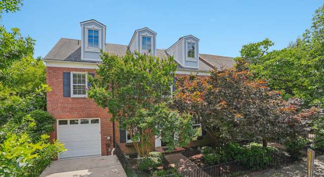 Photo of 657 E St SE, Washington, DC 20003