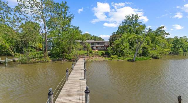 Photo of 8730 Stockton Pkwy, Alexandria, VA 22308