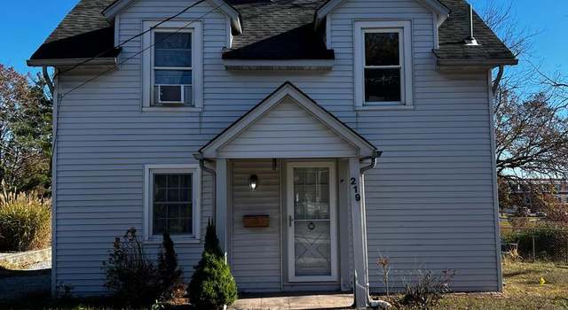 Photo of 219 Hyers St, Toms River, NJ 08753