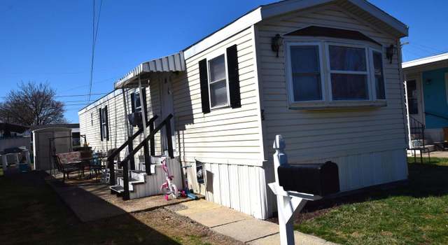 Photo of 75 Harrison Dr, Fairless Hills, PA 19030