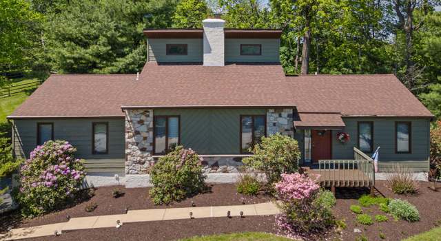 Photo of 4 Fox Ridge Rd, Glenmoore, PA 19343