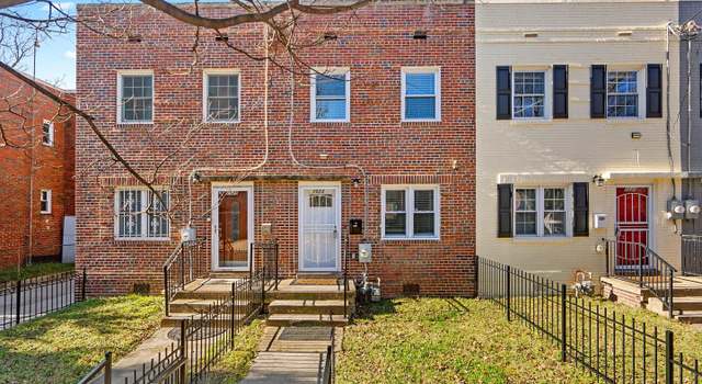 Photo of 1523 1st St SW, Washington, DC 20024