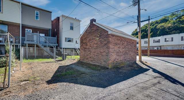 Photo of 703 N Centre St, Pottsville, PA 17901