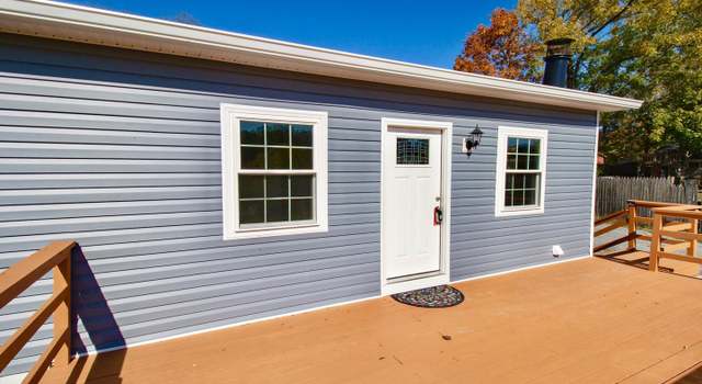 Photo of 454 Riverside Dr, Luray, VA 22835