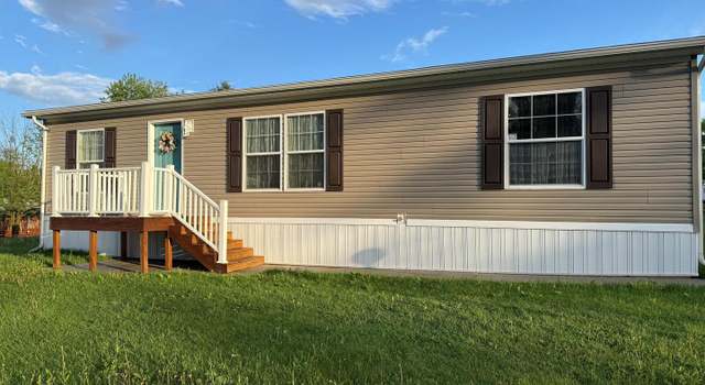 Photo of 215 Merry St, Hamburg, PA 19526