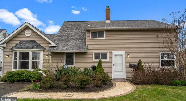 Photo of 55 Grapevine Rd, Levittown, PA 19057