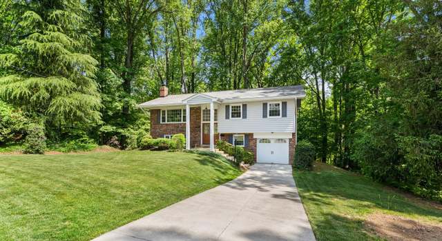 Photo of 4915 English Dr, Annandale, VA 22003