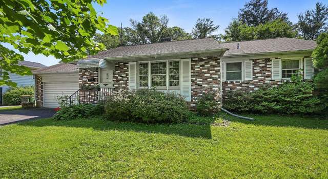 Photo of 609 Apple Rd, Newark, DE 19711